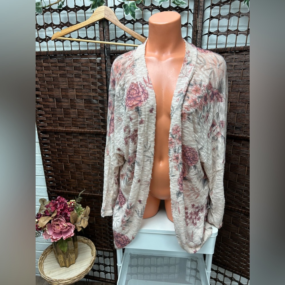 Charlotte Russe Crème color Floral pink,Long sleeve sweater/cardigan/kimono